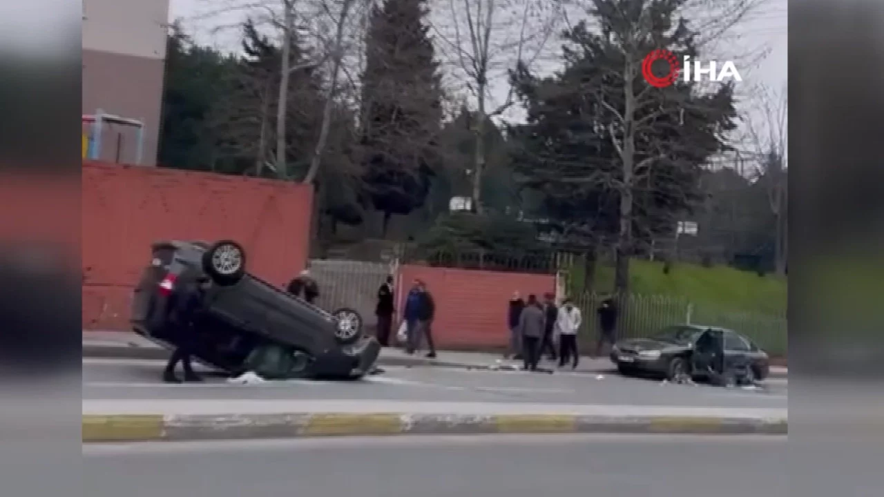 İstanbul'da aracından inmek isteyen sürücü kabusu yaşadı