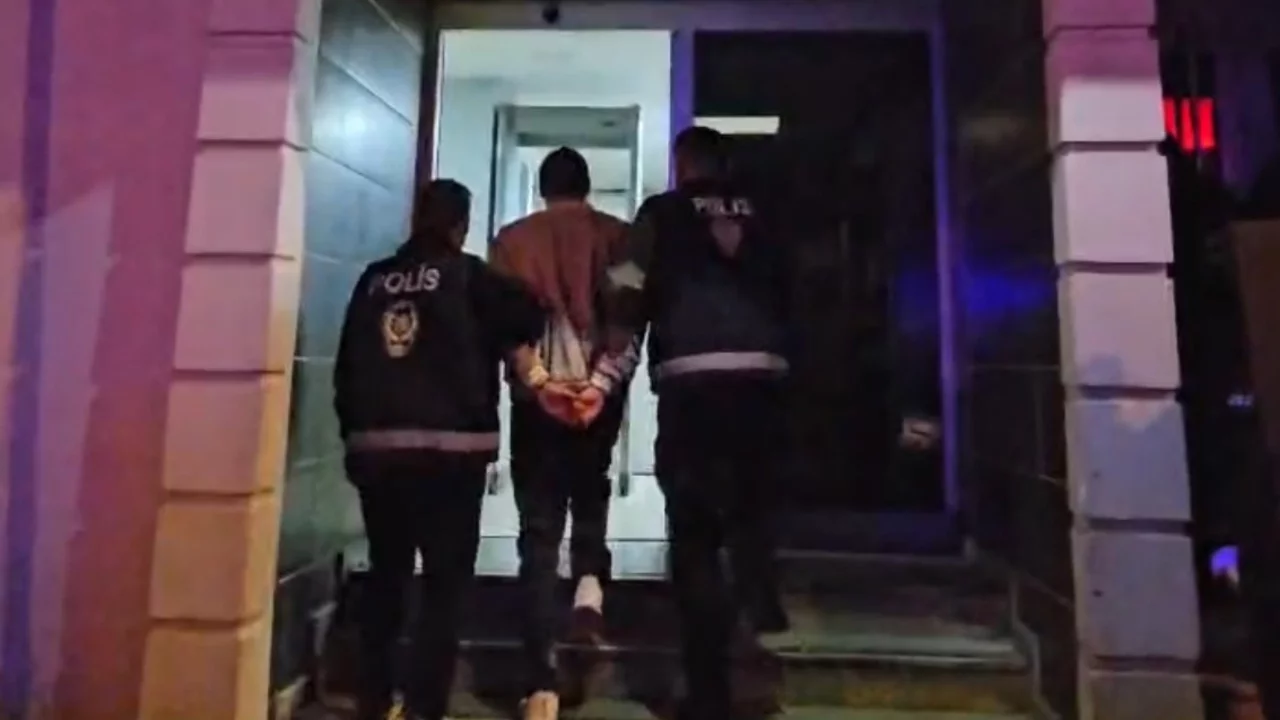 Bursa'da 24 yıl kesinleşmiş hapis cezası bulunan şahıs yakalandı