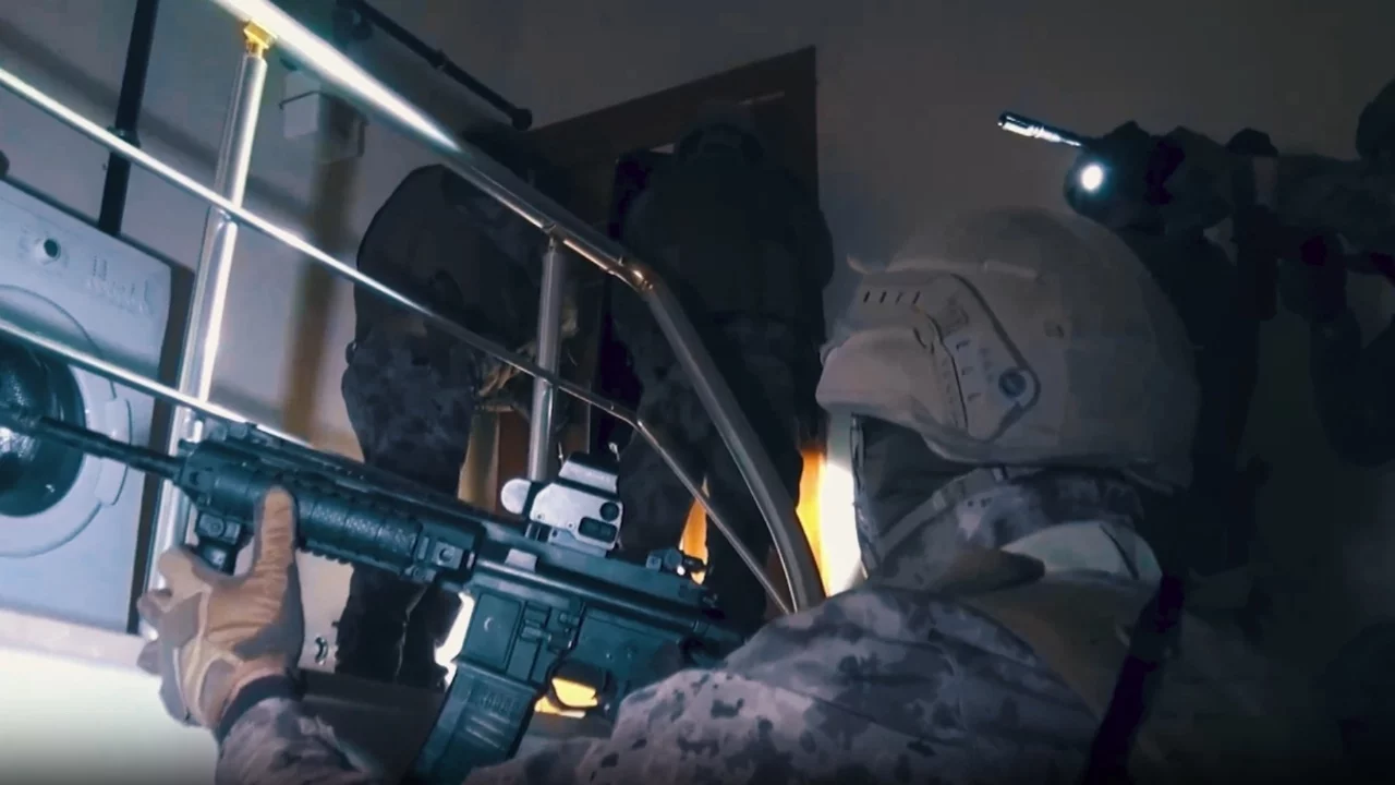 İzmir'de torbacılara darbe: Binlerce uyuşturucu hap ele geçirildi