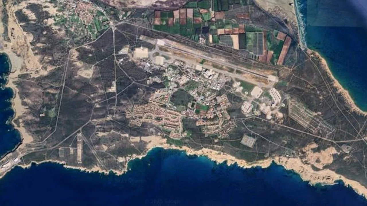 Güney Kıbrıs'taki İngiliz üssünde güvenlik alarmı: Sirenler çalıyor