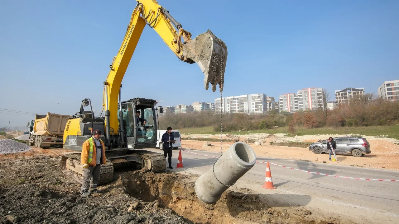 Bursa Büyükşehir'den 30 Ağustos Zafer Mahallesi'nde altyapı çalışmaları