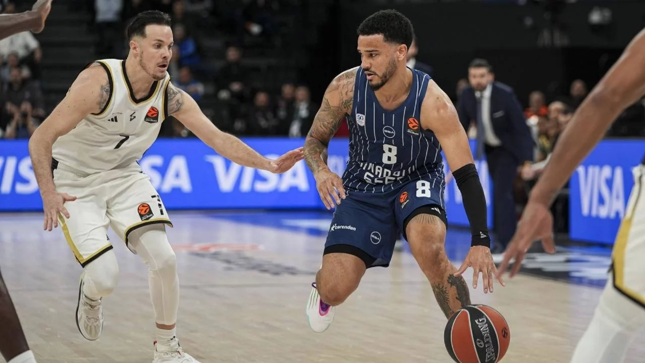 Anadolu Efes,  LDLC Asvel'e 91-88 mağlup oldu