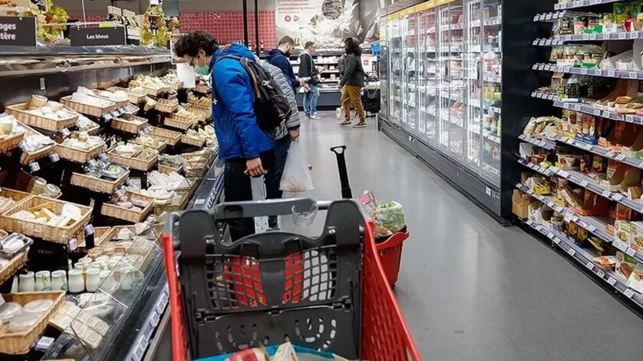 Dünya gıda fiyatları beş ay sonra ilk kez yükseldi