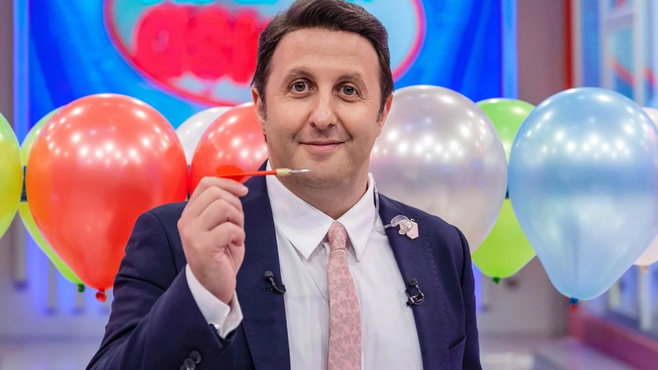 Dubai'de mahsur kalmıştı: İlker Ayrık'tan açıklama