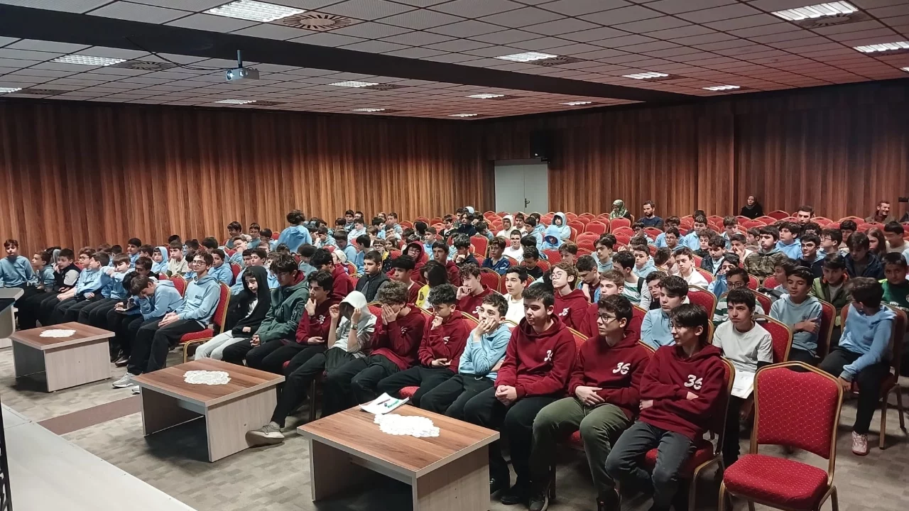 Yıldırım Belediyesi'nden gençlere sıfır atık eğitimi