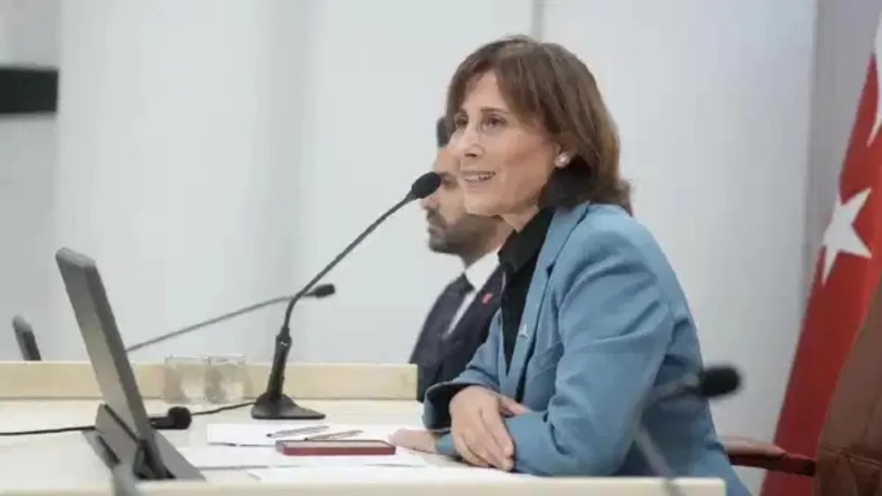 Tutuklu Başkan Oya Tekin, TRT 2'ye seslendi: Yeni içeriklerinizi bekliyoruz