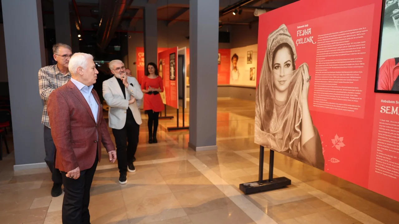 Bursa'nın iz bırakan kadınları 'Çınarlı Kentin Kadınları' sergisinde