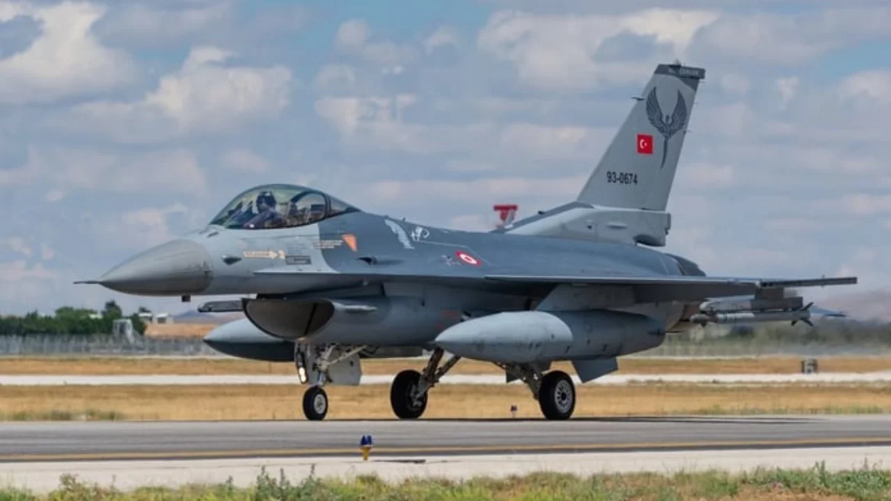 MSB kaynakları: KKTC'ye F-16 uçaklarının konuşlandırılması değerlendiriliyor