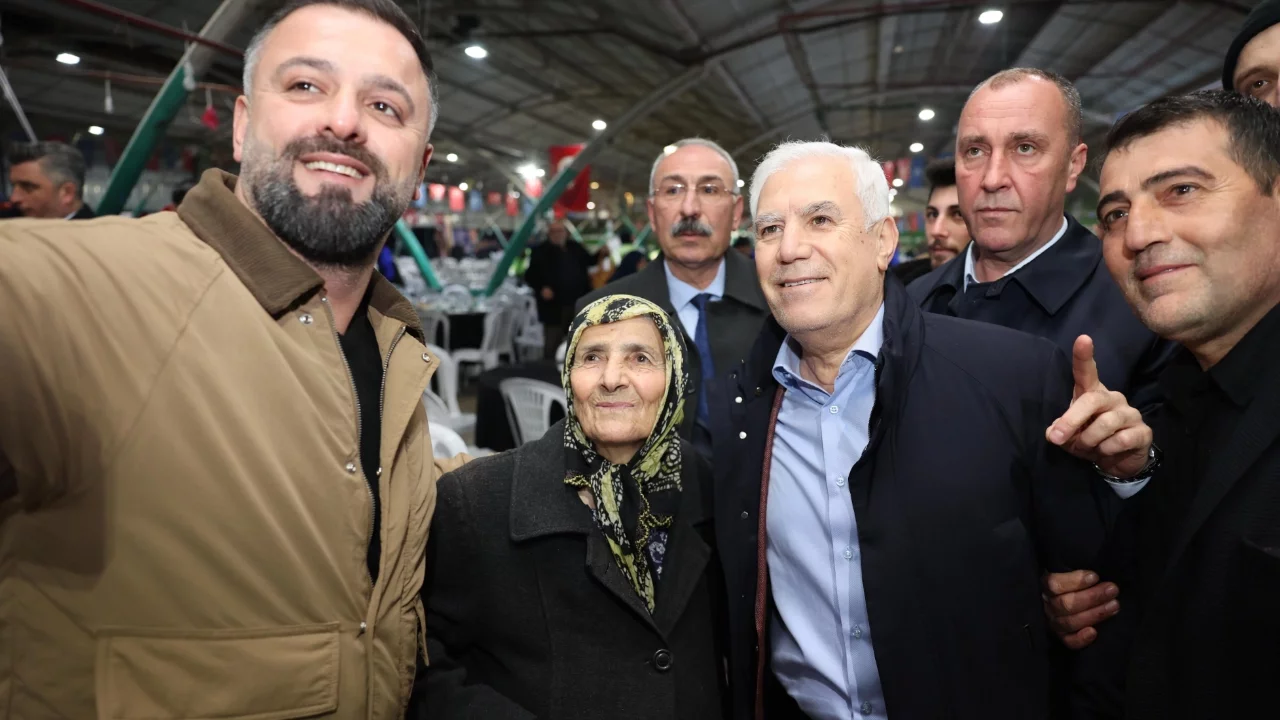 Başkan Mustafa Bozbey, İzniklilerle gönül sofrasında buluştu