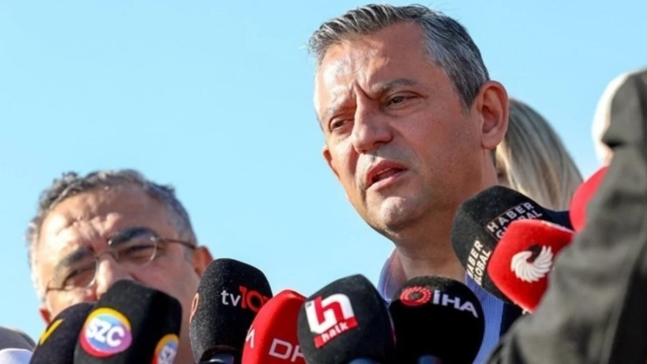 CHP lideri Özgür Özel'den 'İBB davası' açıklaması: 'Yargılanmaya değil yargılamaya gidiyoruz'