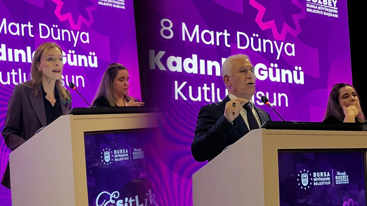 Bursa Büyükşehir Belediye Başkanı Bozbey'den 8 Mart'ta eşitlik mesajı