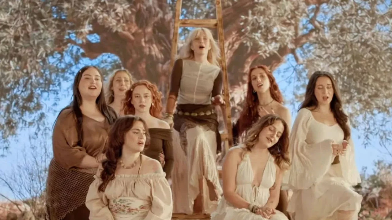 8 Mart için Sezen Aksu yazdı, kadın sanatçılar söyledi: "Tuz" şarkısı yayımlandı