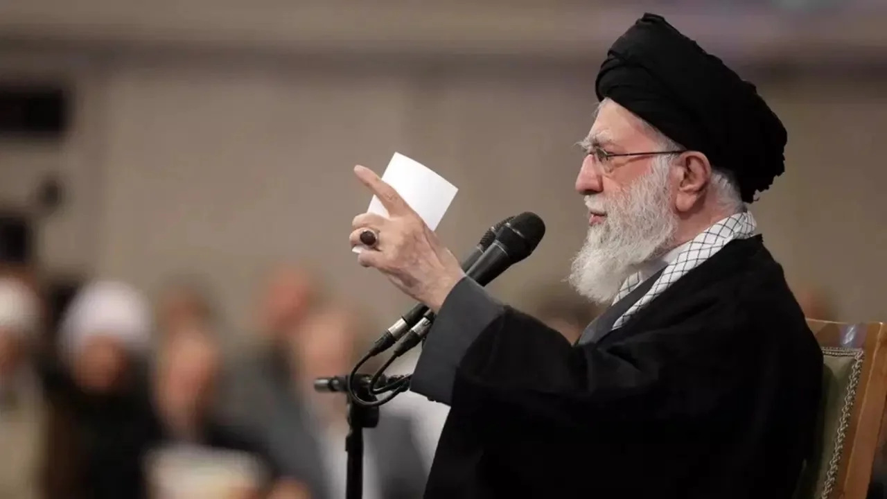 İran, yeni liderini seçti