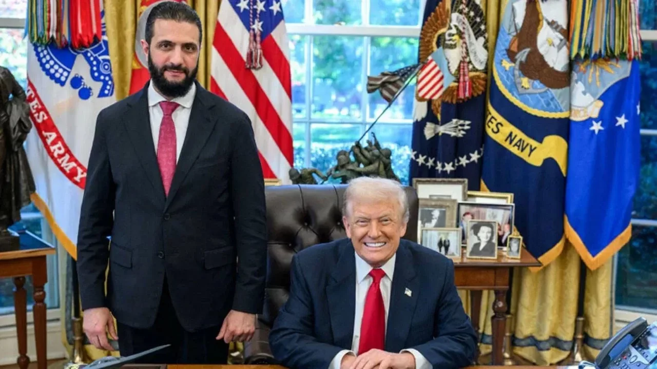 Şara: Hizbullah'ın silahsızlandırılması konusunda Lübnan'ın yanındayız