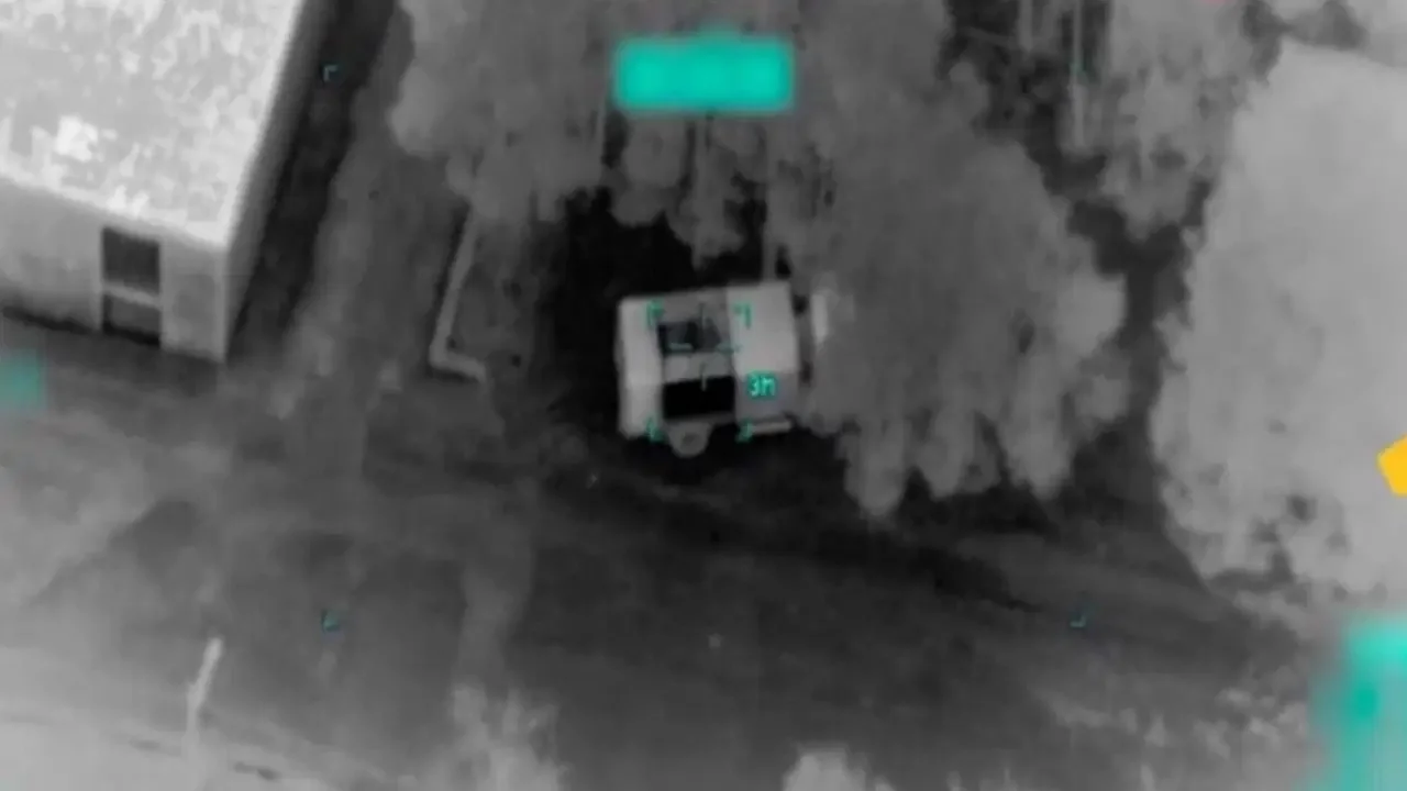 ABD, İran'ın füze rampalarını vurdu!