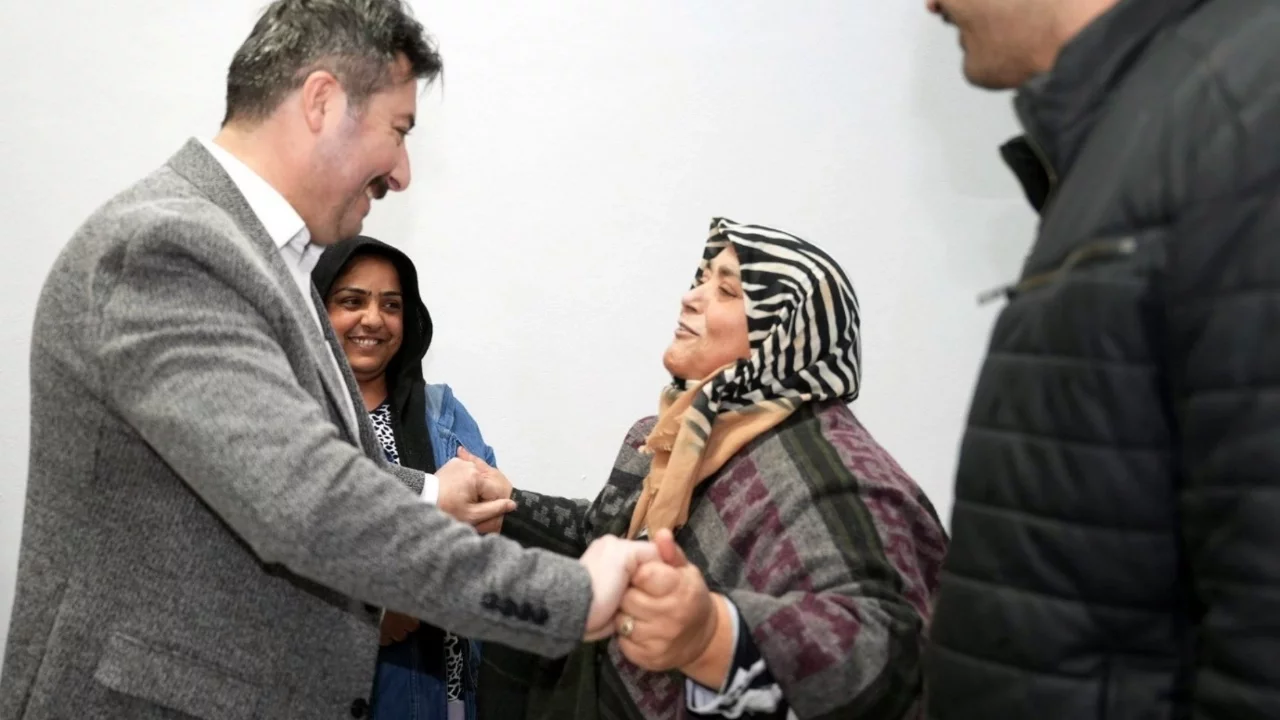 Yenişehir Belediye Başkanı Özel, iftar ve sahurda vatandaşlarla buluşuyor