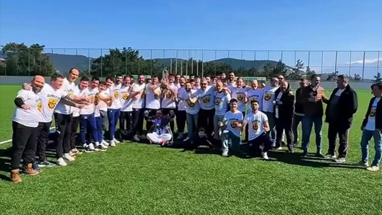 Yenişehir Belediyespor şampiyonluğunu ilan etti