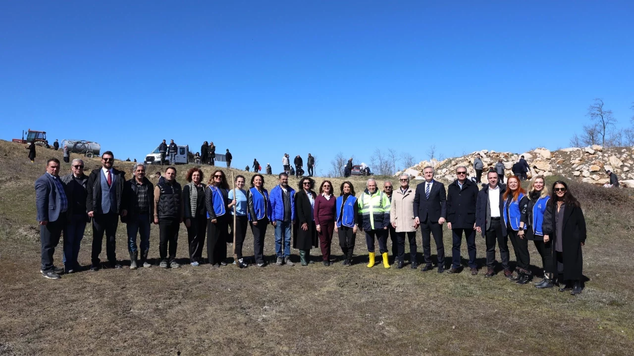 Nilüfer Belediyesi, atıl arazileri hem nefes hem gelir kaynağı ormanlara dönüştürüyor