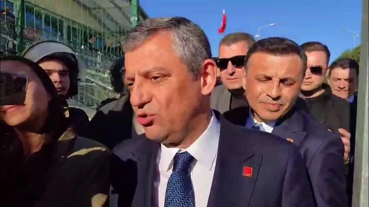 Özgür Özel: İBB Davası'nda tutukluluk incelemesi bayramdan önce yapılmalı