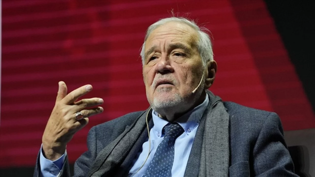 İlber Ortaylı entübe edildi