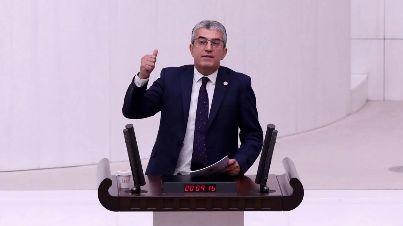 CHP'li Günaydın: Milli parkları, açıkça şirketlerin rant alanı haline getiriyorsunuz