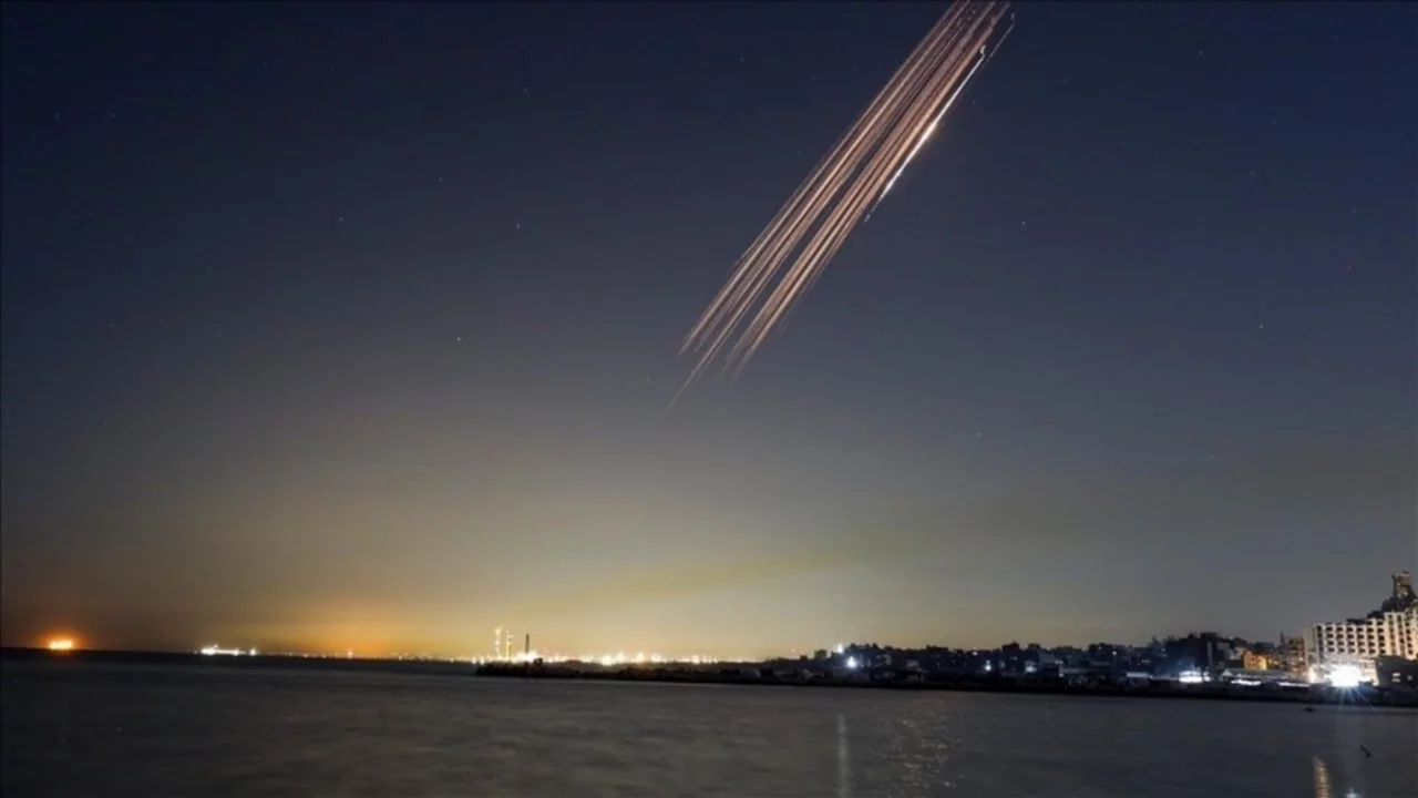 İsrail'in birçok bölgesinde siren sesleri duyuldu