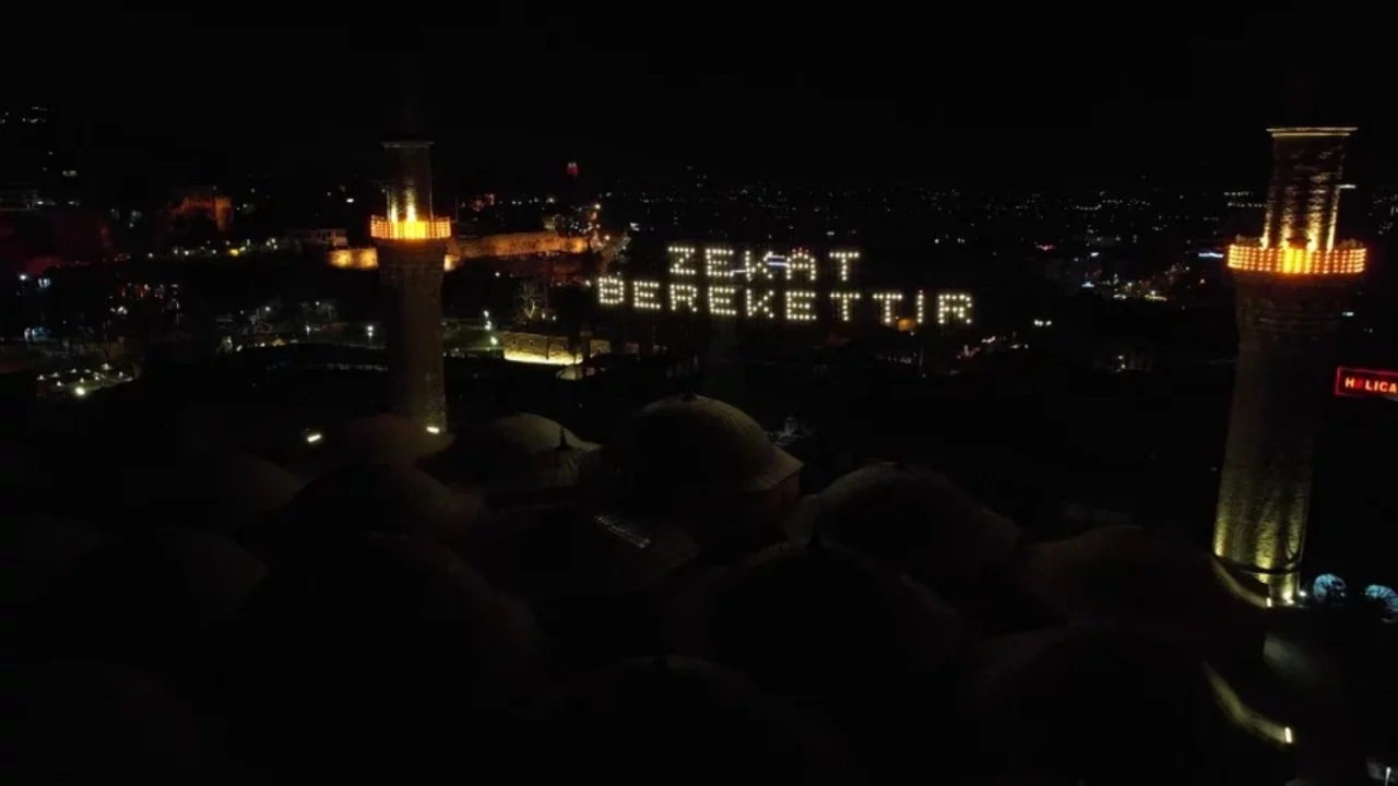 Bursa'da bayram namazı saat kaçta? 2026 Ramazan Bayramı namaz vakti açıklandı