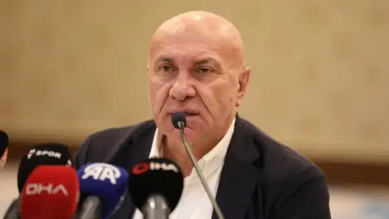 Samsunspor, Yüksel Yıldırım'a hakarette bulunan 137 kişi hakkında hukuki işlem başlatılacağını du...