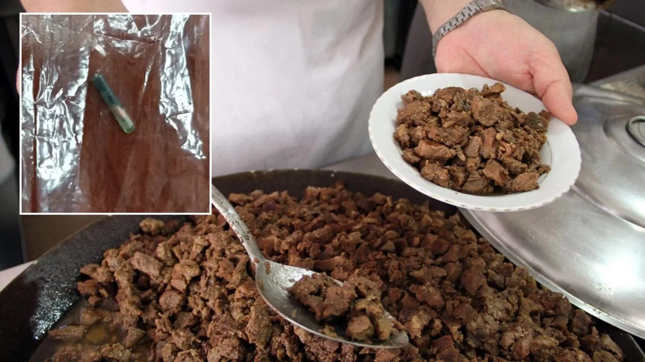 Aşevinde skandal: Kavurmadan yarış atının çipi çıktı