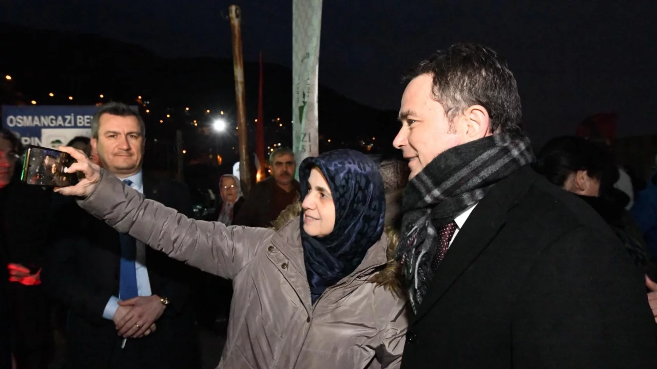 Osmangazi Belediye Başkanı Aydın'dan Alacahırka'da birlik ve dayanışma mesajı