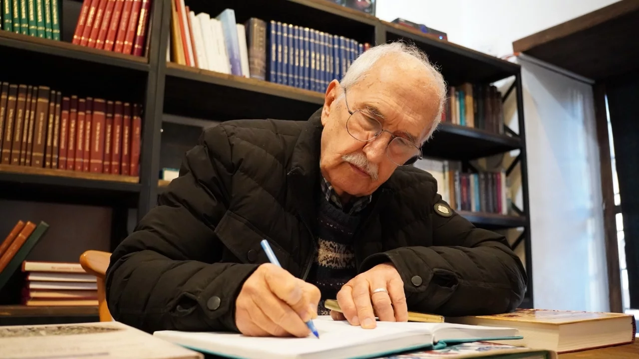 Eczacılık ile yarım asırlık şifa yolculuğu