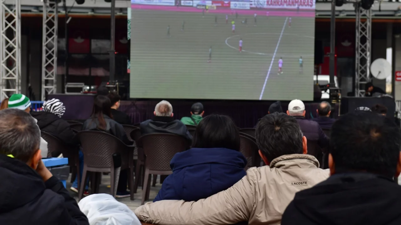 Bursaspor coşkusu Osmangazi Meydanı'nda yaşandı