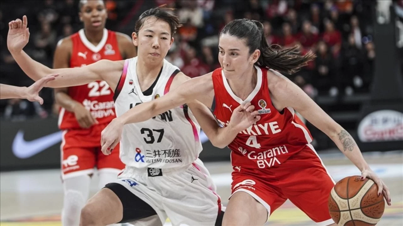 A Milli Kadın Basketbol Takımı, Japonya'yı yendi
