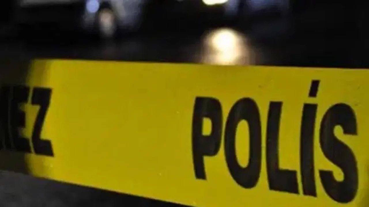 İstanbul'da yangın çıkan binada ceset bulundu