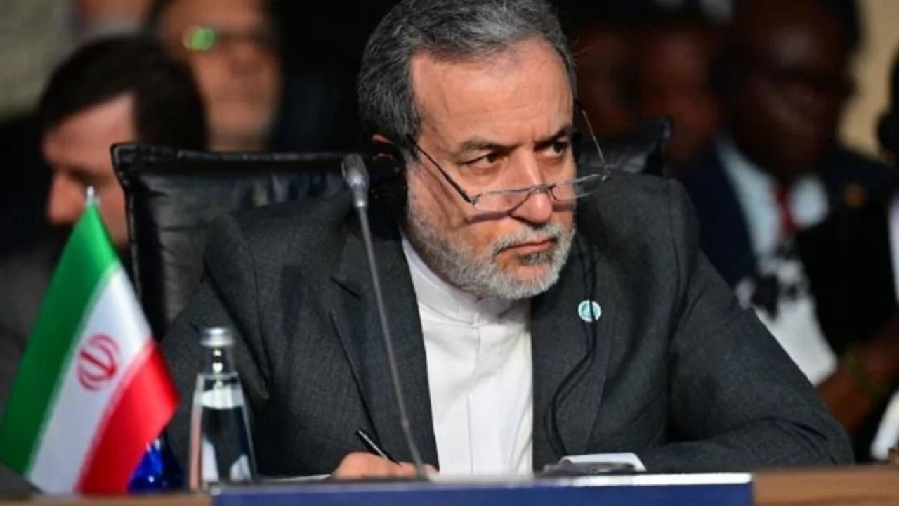 İran Dışişleri Bakanı Erakçi: Enerji tesislerimiz hedef alınırsa, bölgedeki Amerikan şirketlerini...