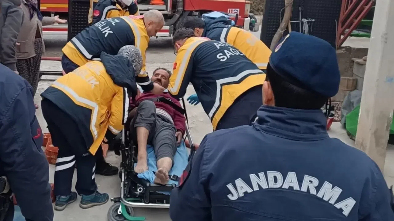 Konya'da iki katlı evde yangın: 1 kişi öldü, 1 kişi yaralandı