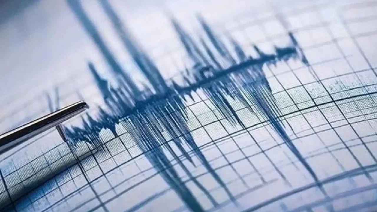 Akdeniz'de 4.8 büyüklüğünde deprem