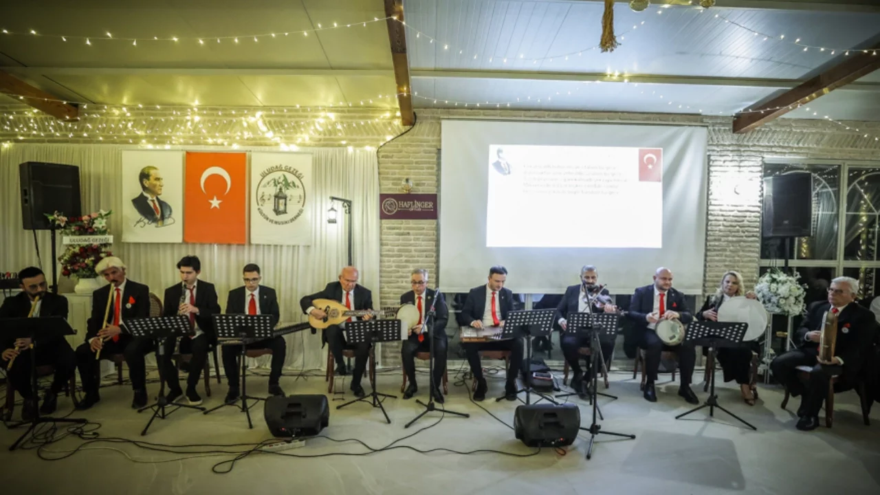 Bursa'nın 650 yıllık "gezek" geleneği, Ramazan ayında da sürdürüldü