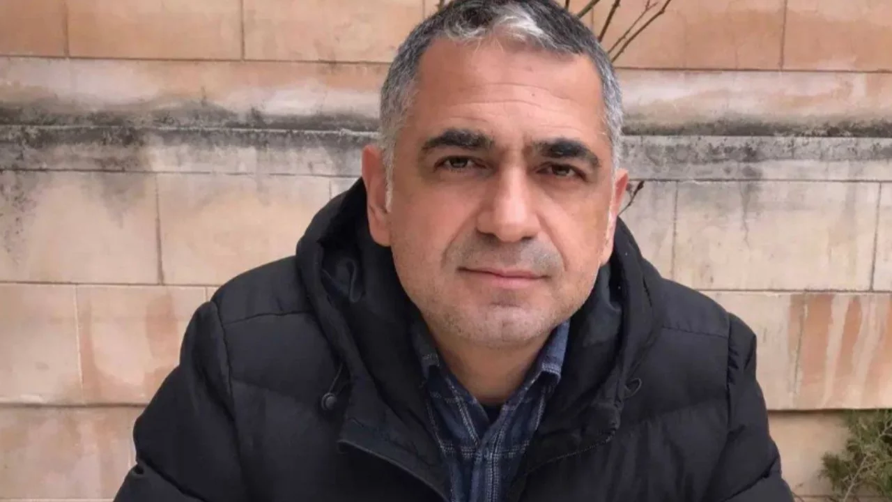 İşçi eyleminde yaptığı konuşma gerekçe gösterilen BİRTEK-SEN Genel Başkanı Mehmet Türkmen tutukla...