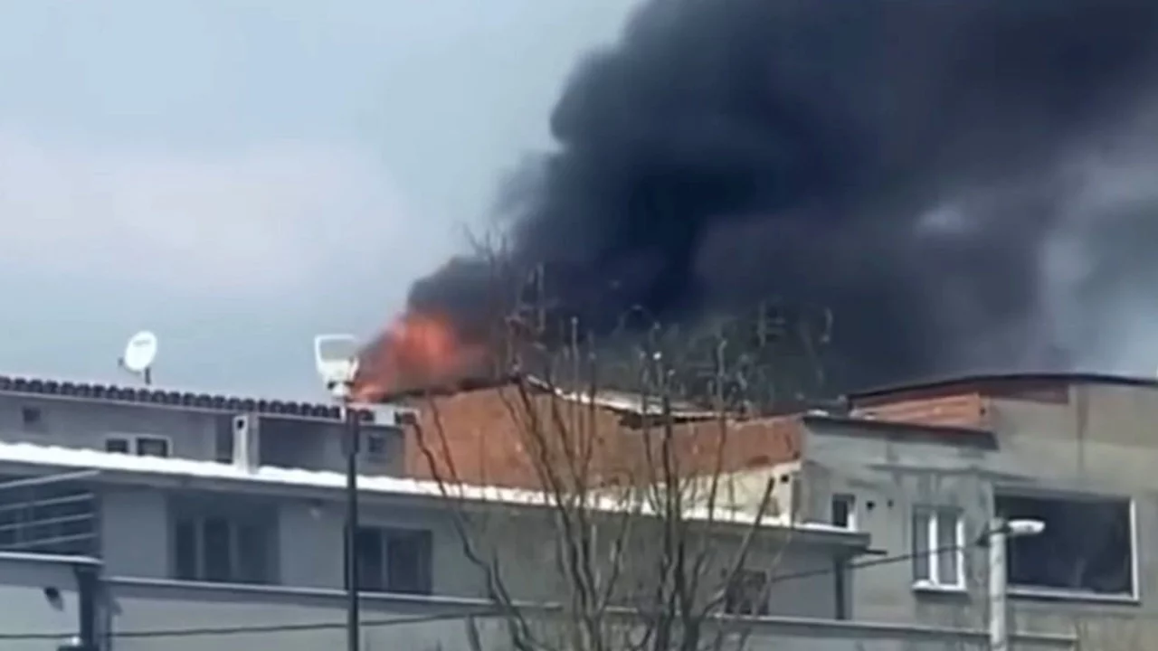 Bursa'da çatı katı cayır cayır yandı