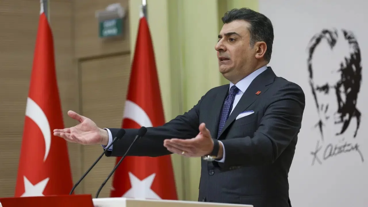 İBB Davası'nda kısıtlama! CHP Sözcüsü Zeynel Emre: 'Kaldı ki şu ikiyüzlülüğe de bir kez daha işar...