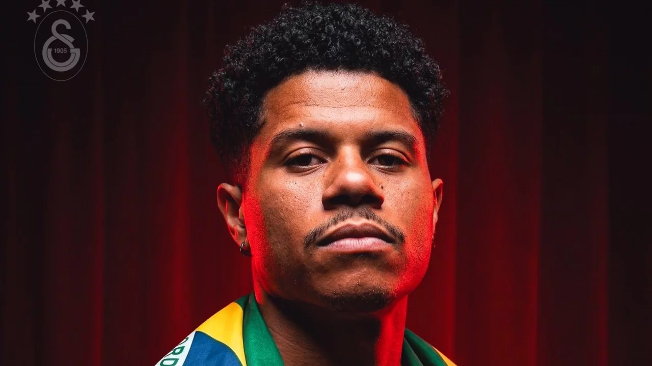 Galatasaray'dan Gabriel Sara'ya tebrik mesajı