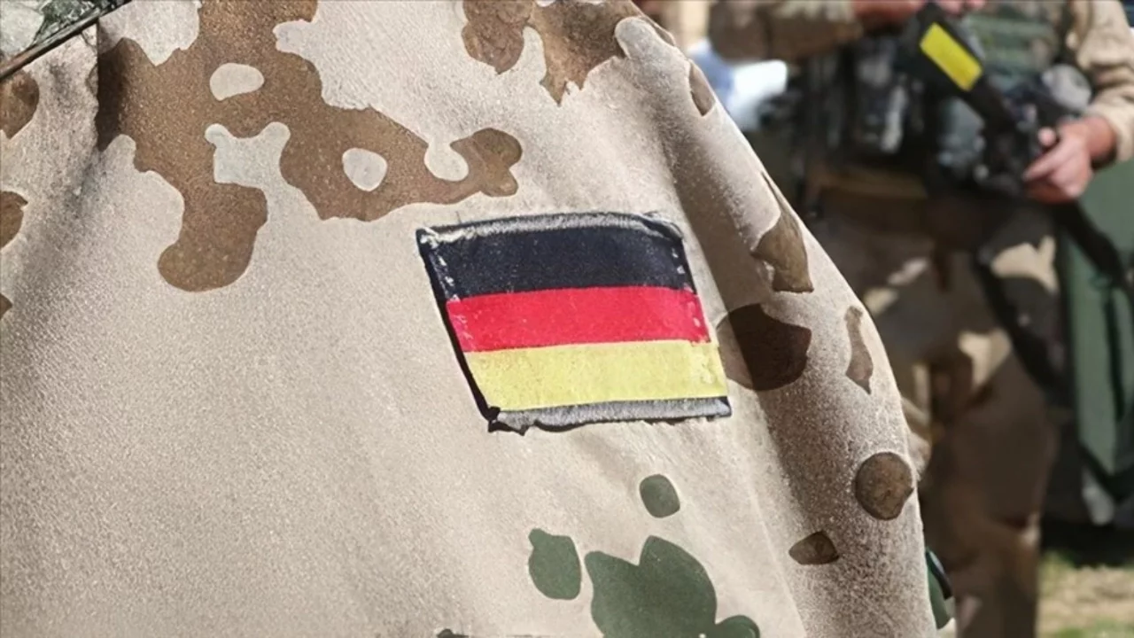 Almanya'dan Hürmüz Boğazı açıklaması: Askeri operasyona katılım yok