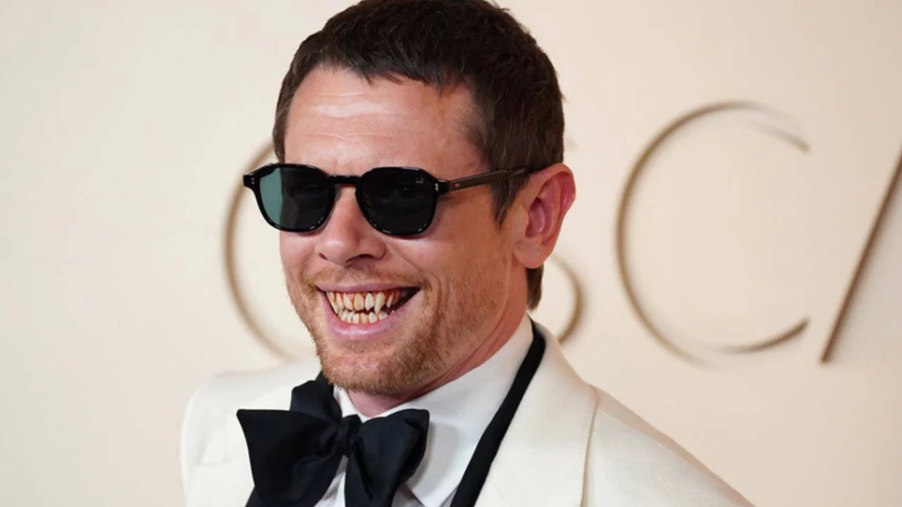 98. Oscar Ödülleri'ne Jack O'Connell dişleriyle damga vurdu