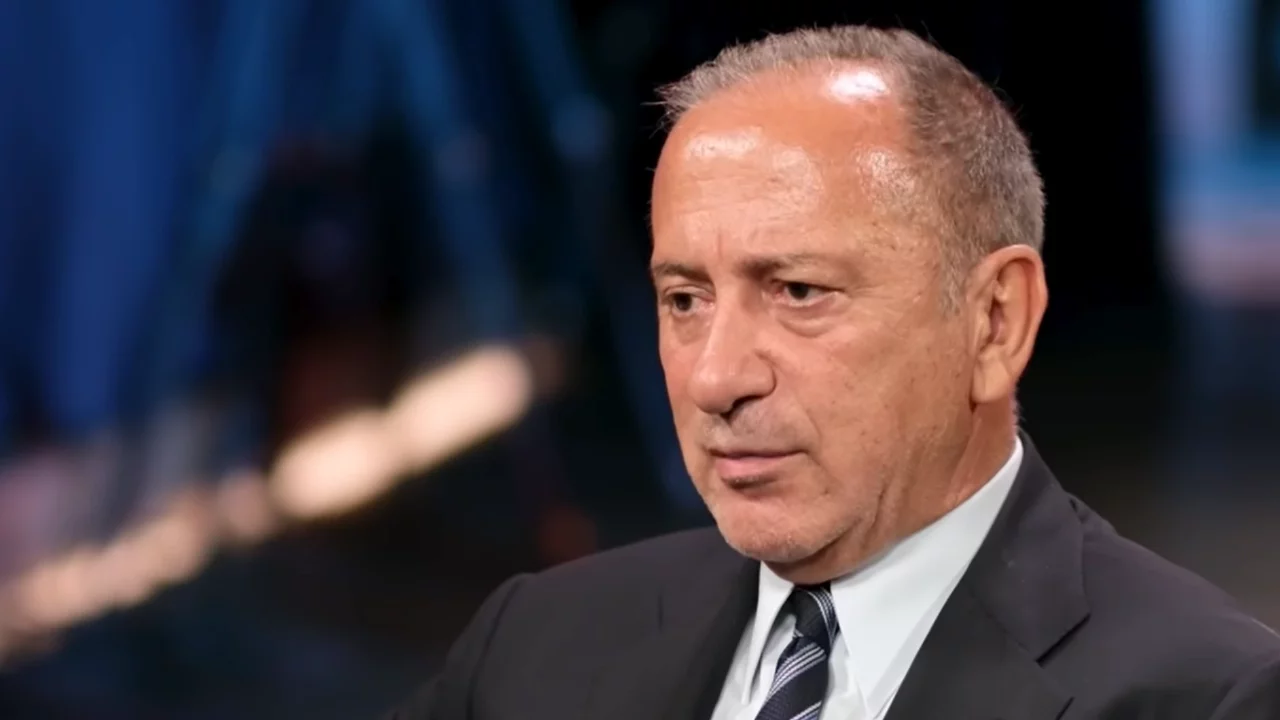 Gazeteci Fatih Altaylı beyin ameliyatına alındı