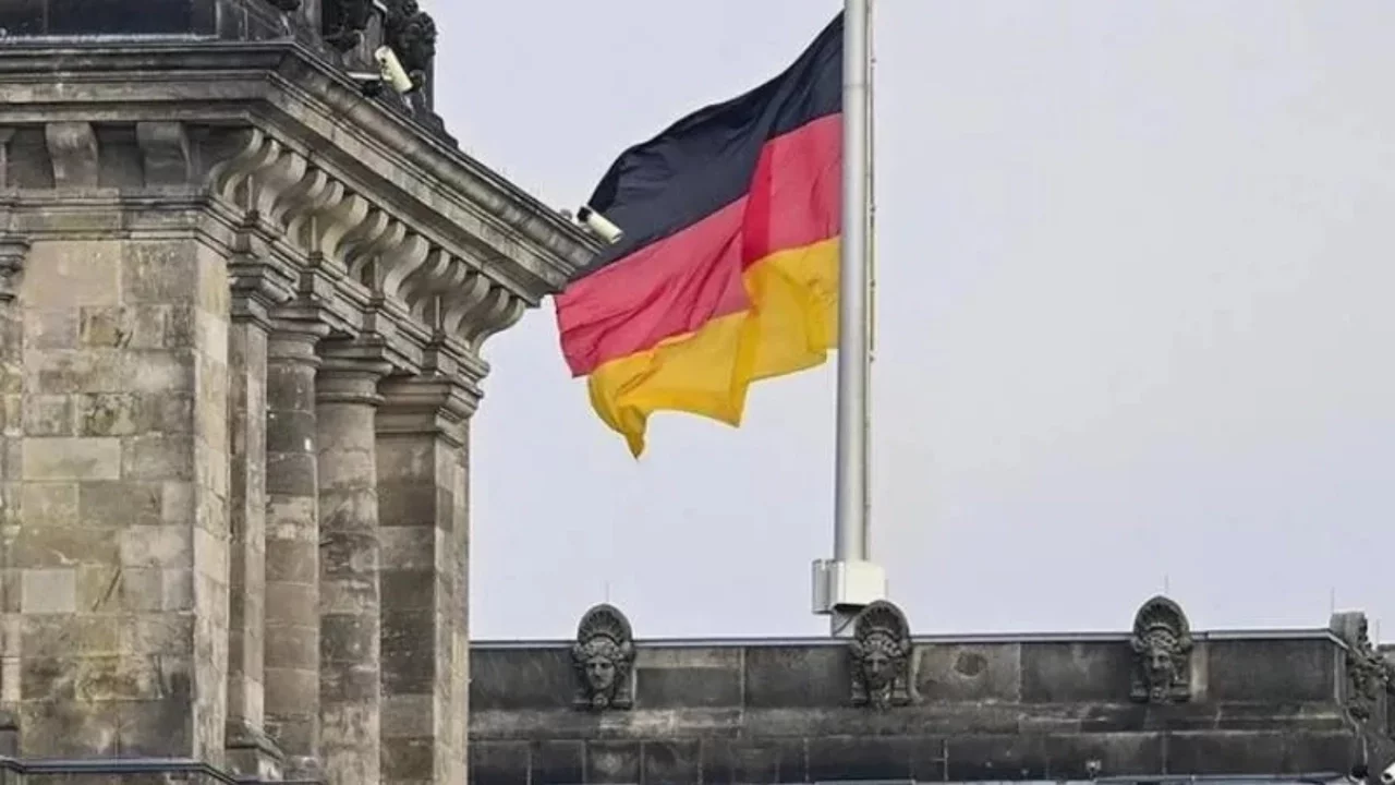 Almanya Dışişleri Bakanından İran uyarısı: Yönetim değişikliği fikri gerçekçi değil