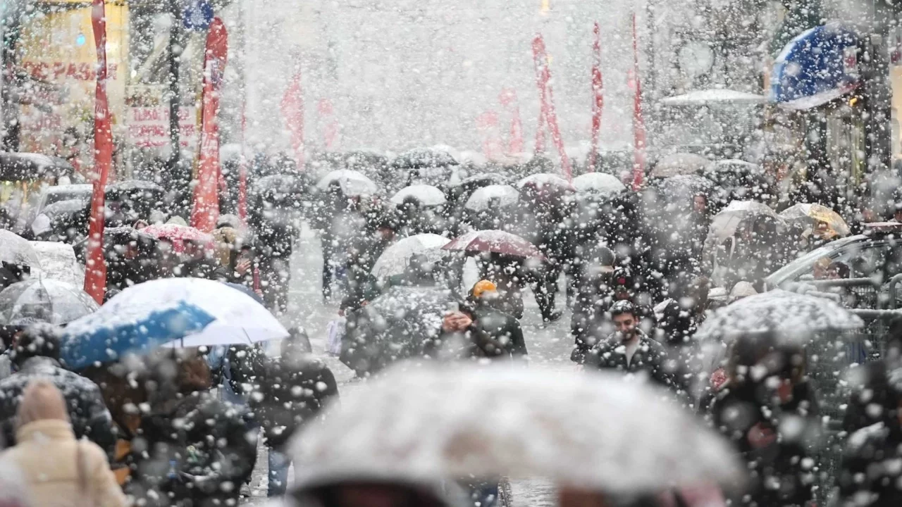Bayramın 1. günü 27 ile kar geliyor: İşte kar beklenen şehirler