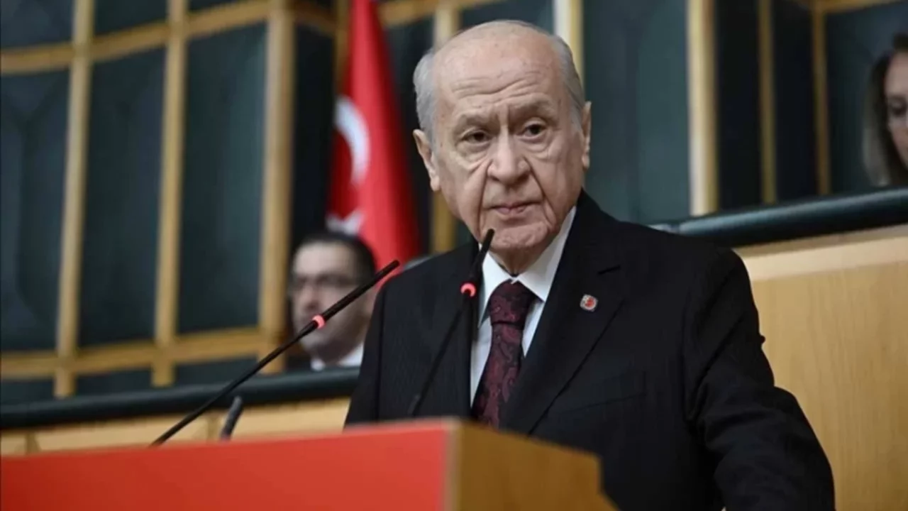 Devlet Bahçeli: Türkiye Cumhuriyeti'ne zincir vuramayacak