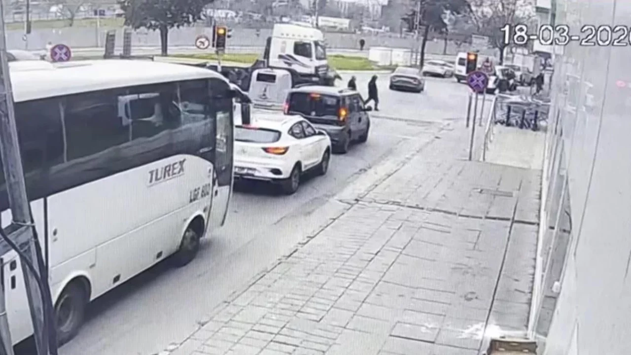 Tırın altında kalan kadın öldü