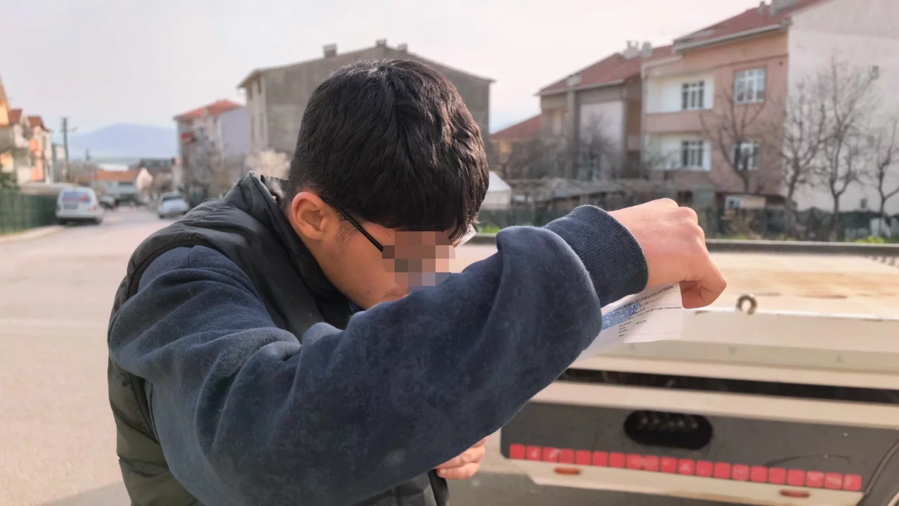 Bursa'da abartı egzoz pahalıya patladı: Ceza yiyince, "Devlet yakalar" mesajı verdi